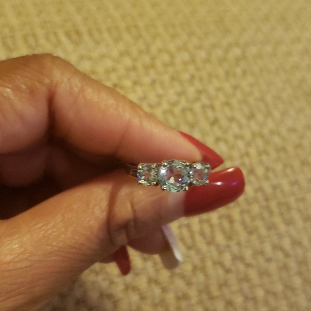 Ring - Picture 3 of 3